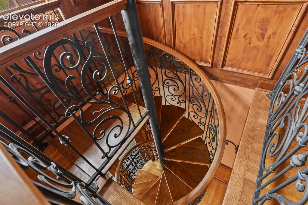 Image 25 of 50: Spiral Staircase
