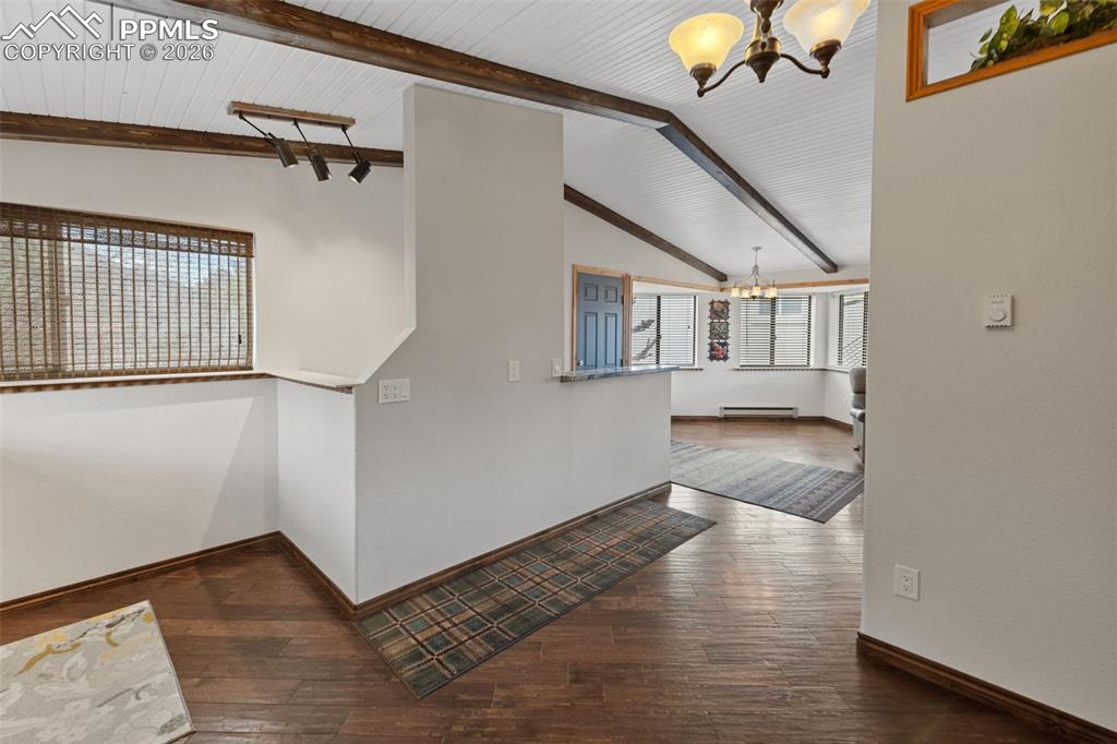 Image 16 of 48: Kitchen