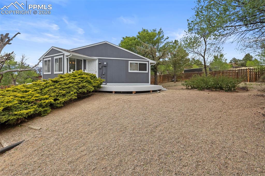 Image 41 of 48: Back of Structure