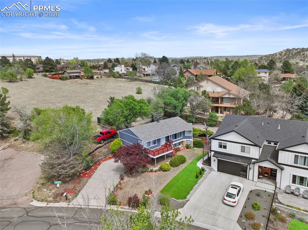 Image 42 of 48: Back of Structure