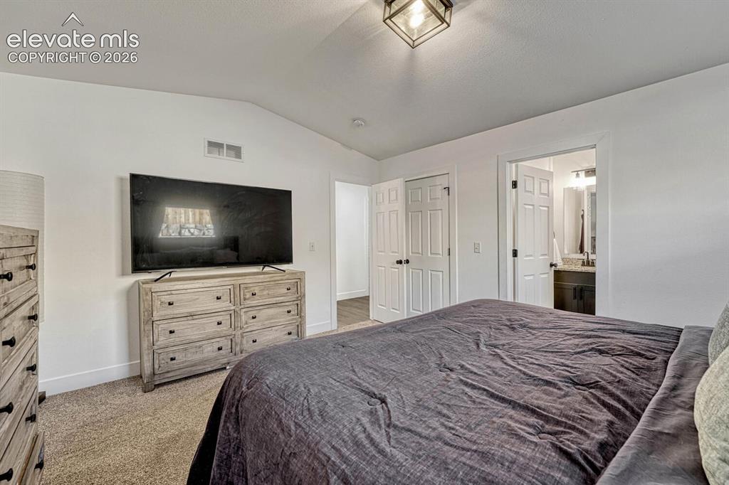 Image 20 of 44: Master Bedroom