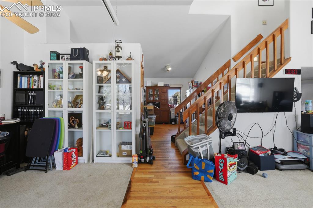 Image 9 of 41: Office