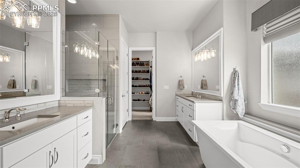 Image 19 of 46: Master Bathroom
