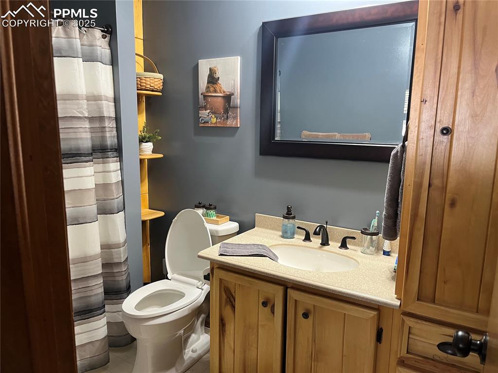 Image 14 of 28: Updated primary bathroom