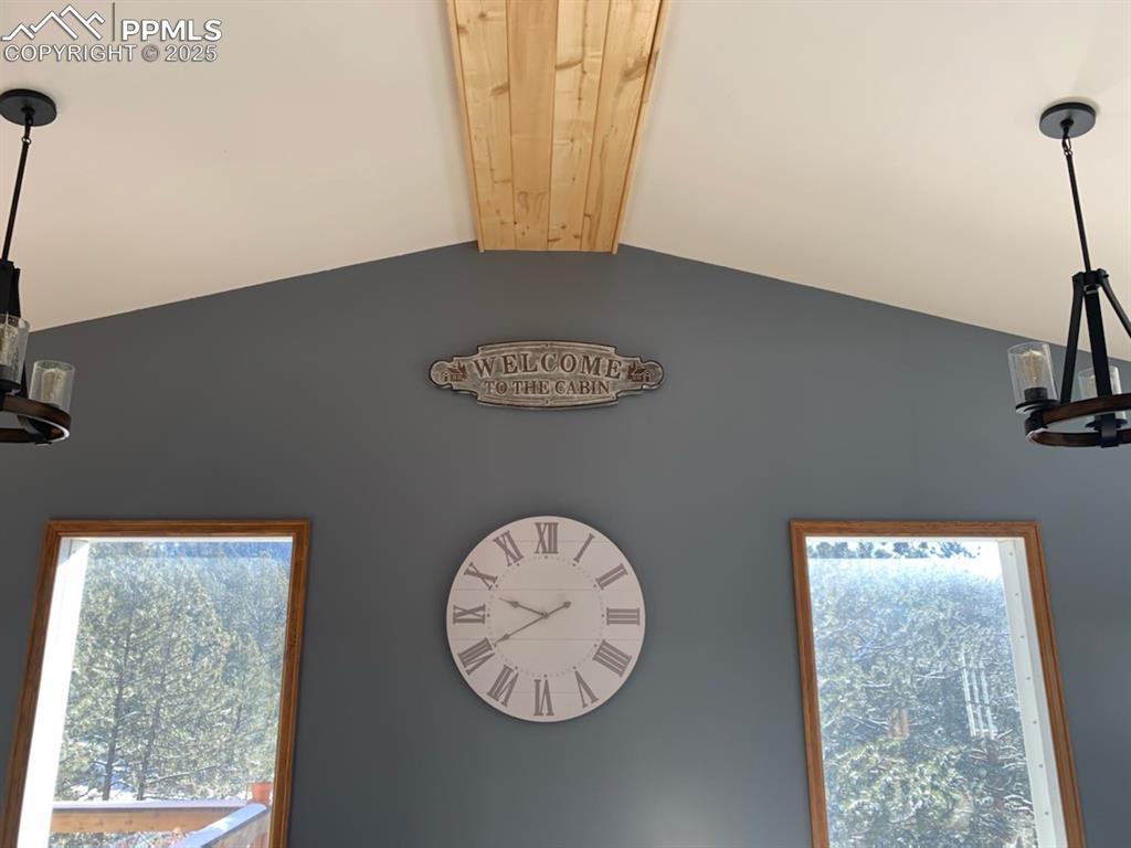 Image 8 of 28: Sunny and Bright through out this daylite open floor plan home.