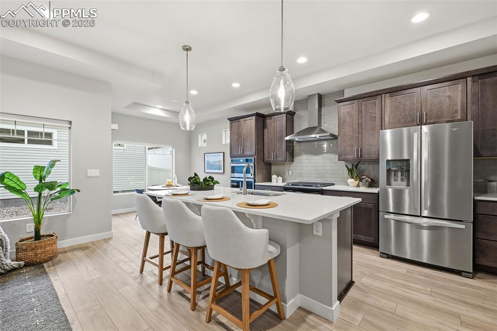 Image 13 of 49: Kitchen