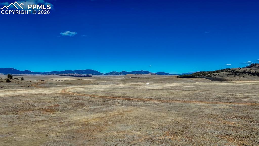 Image 19 of 26: View
