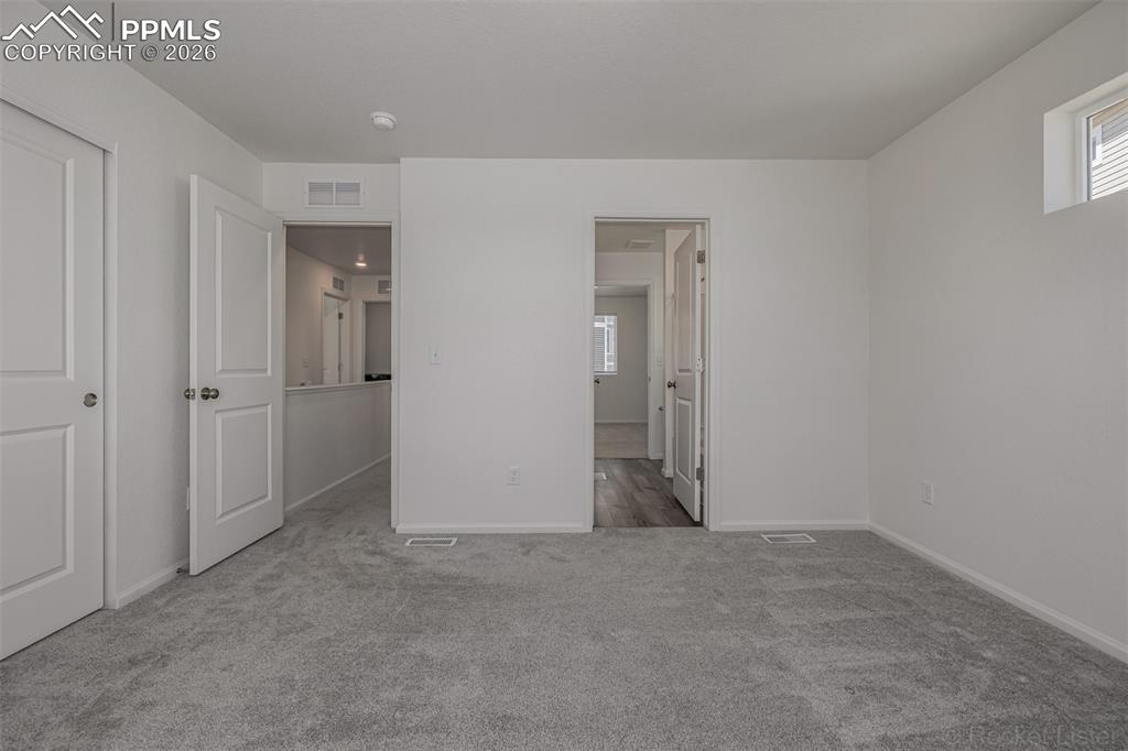 Image 36 of 45: Bedroom