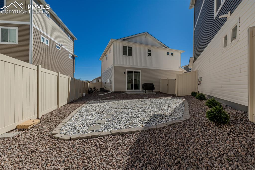 Image 41 of 45: Back of Structure