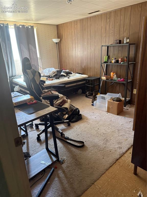 Image 14 of 22: Bedroom