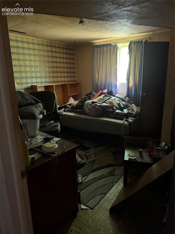Image 15 of 22: Bedroom