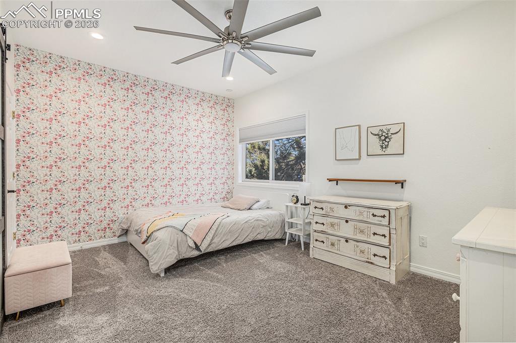 Image 20 of 46: Bedroom