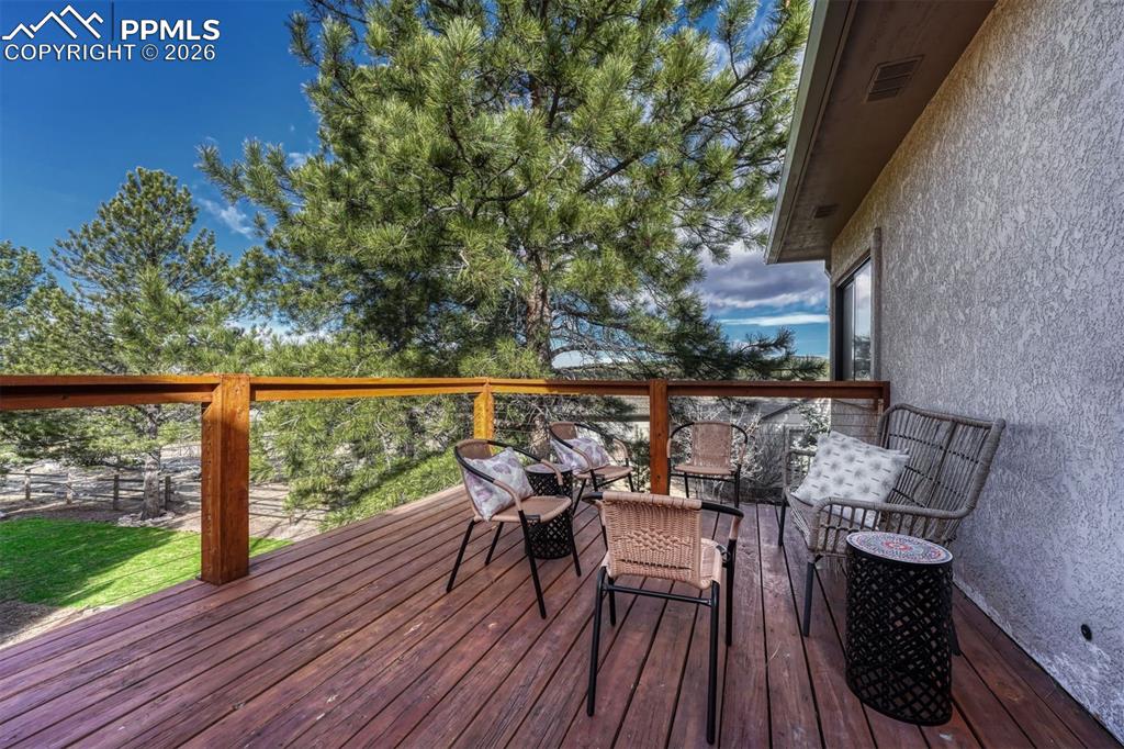 Image 39 of 46: Deck