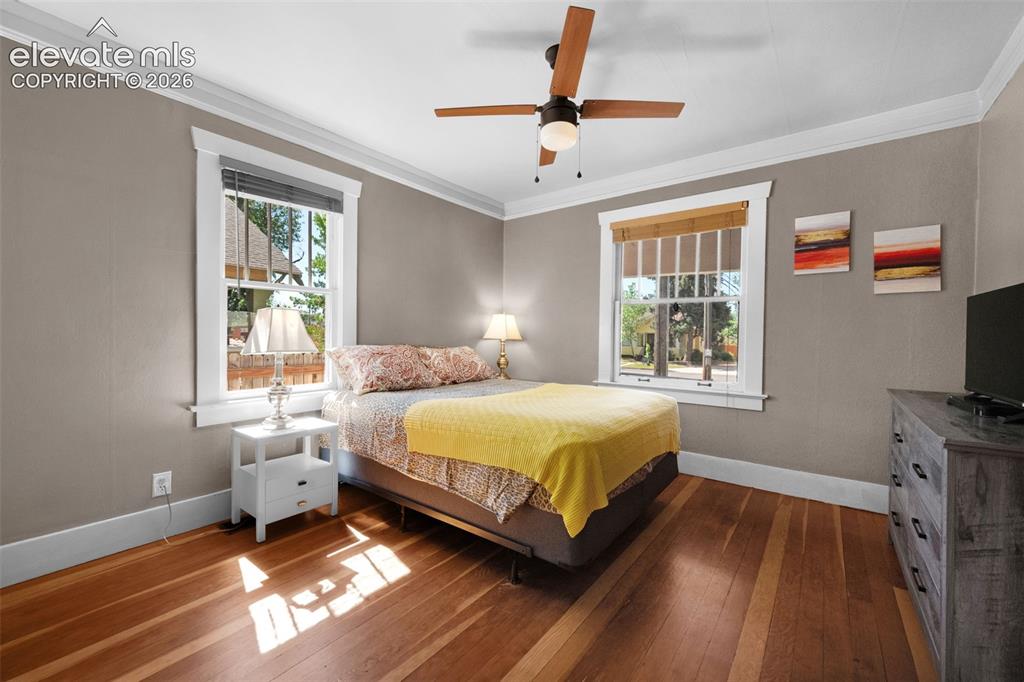 Image 21 of 48: Primary Bedroom