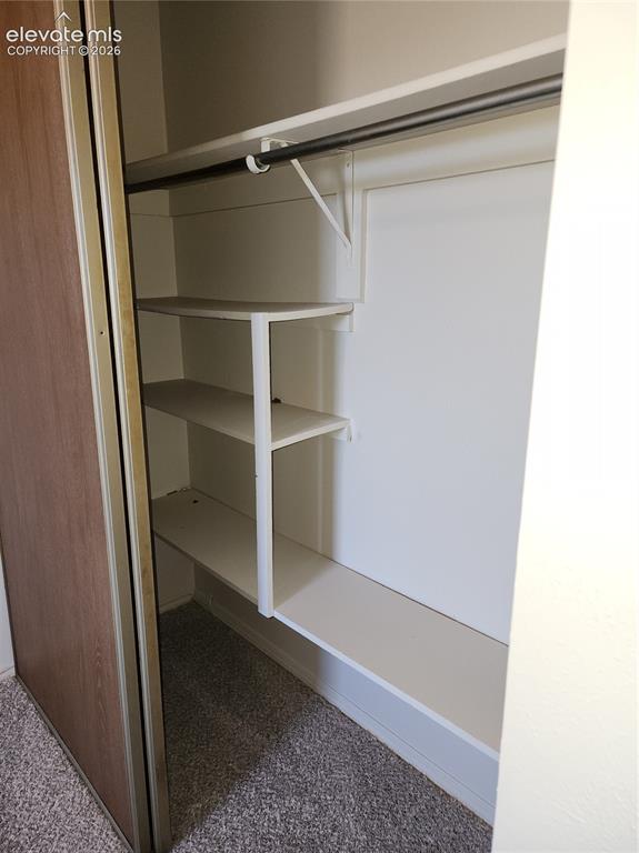 Image 17 of 17: Closet