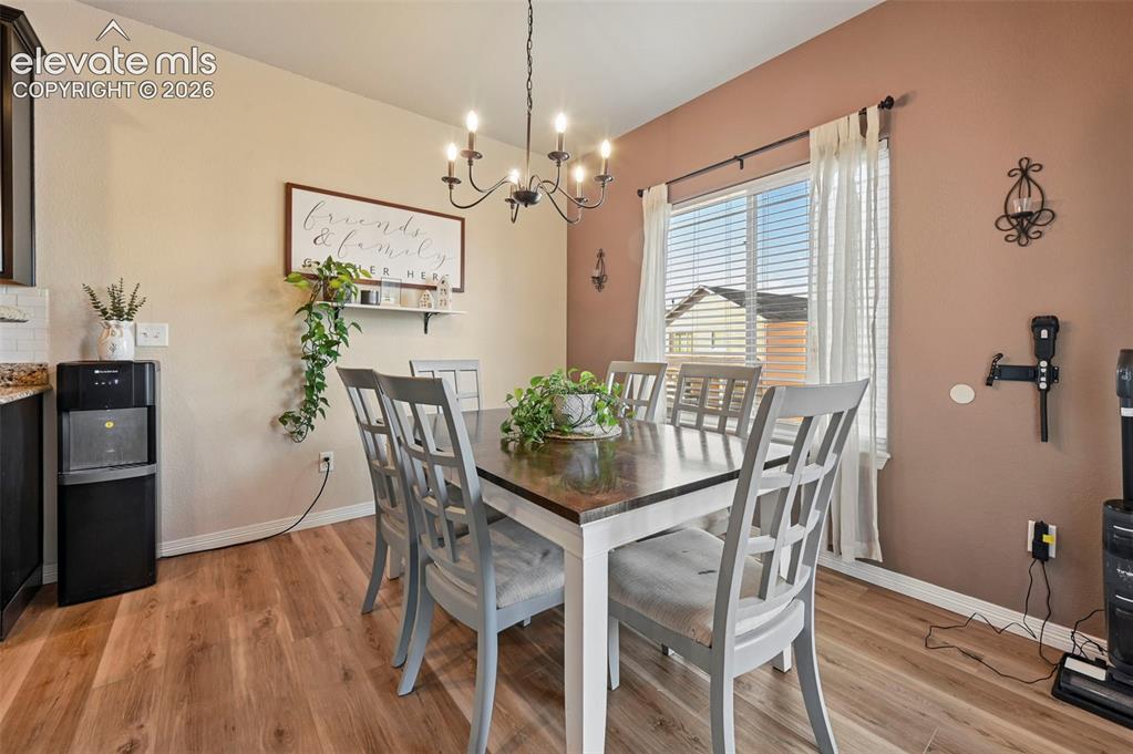 Image 13 of 48: Dining Area