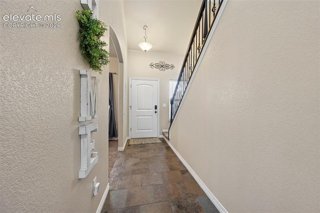 Image 15 of 48: Entry
