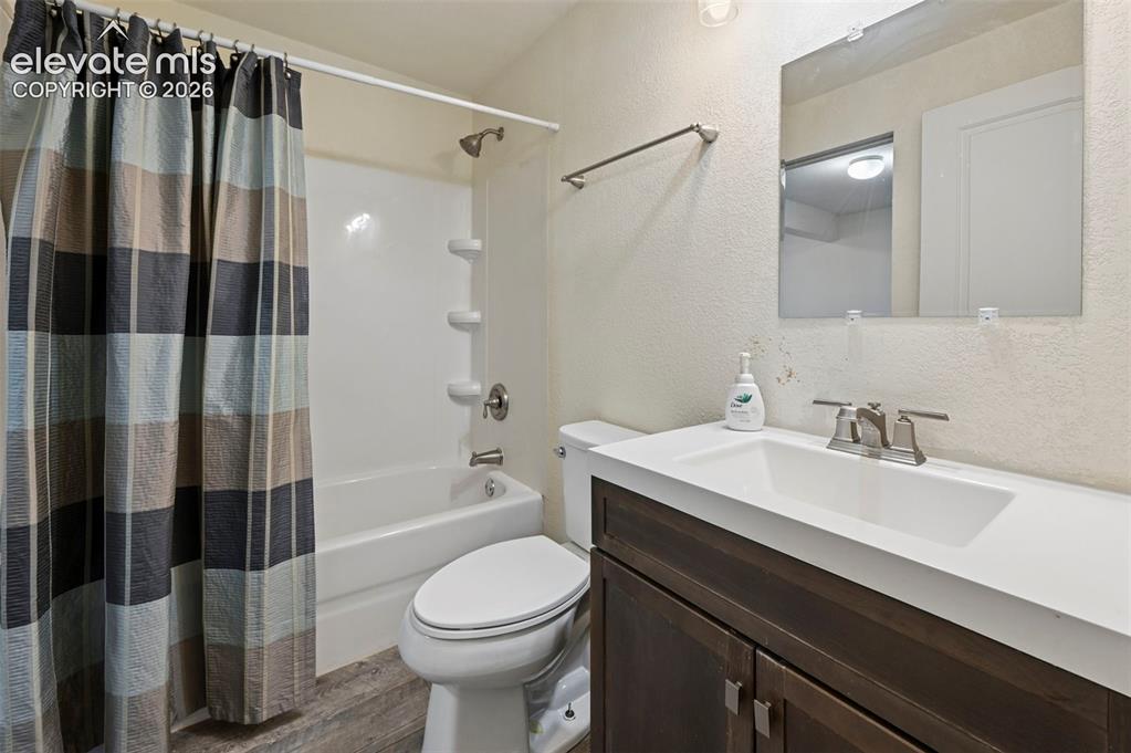 Image 37 of 48: Basement Bathroom