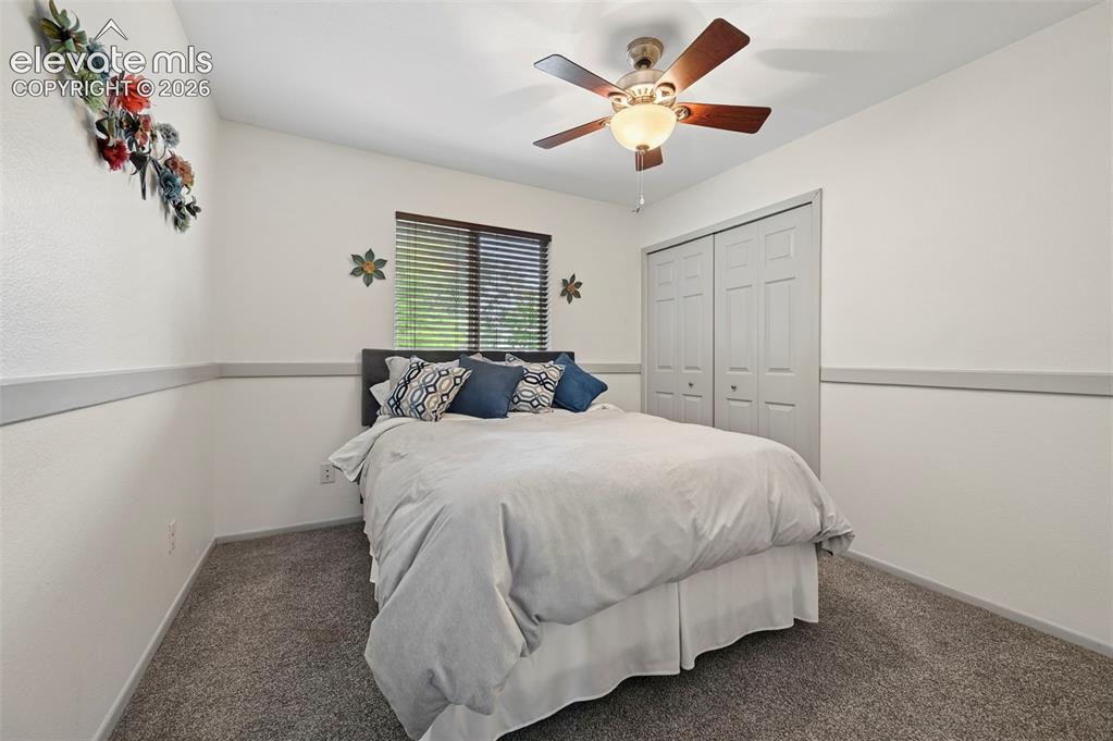 Image 19 of 36: Bedroom