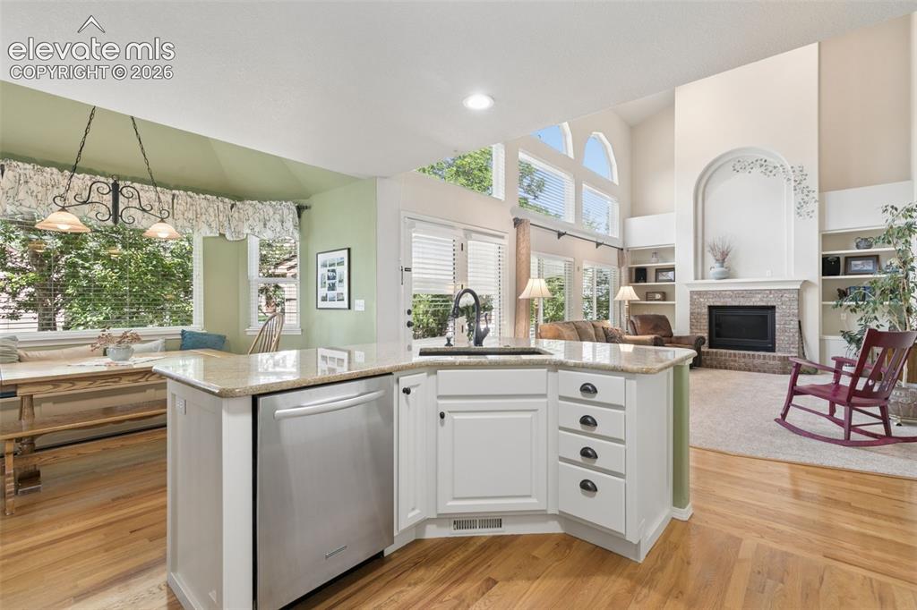Image 11 of 49: Sprawling Kitchen Island!