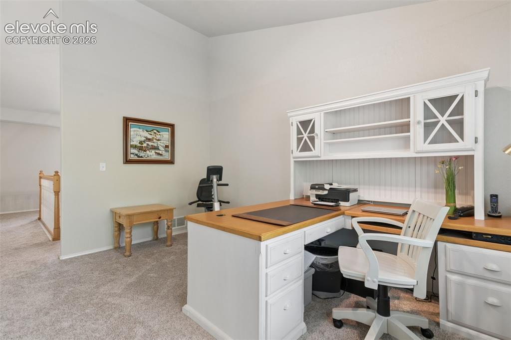 Image 20 of 49: Nicely Appointed Upper Level Loft!