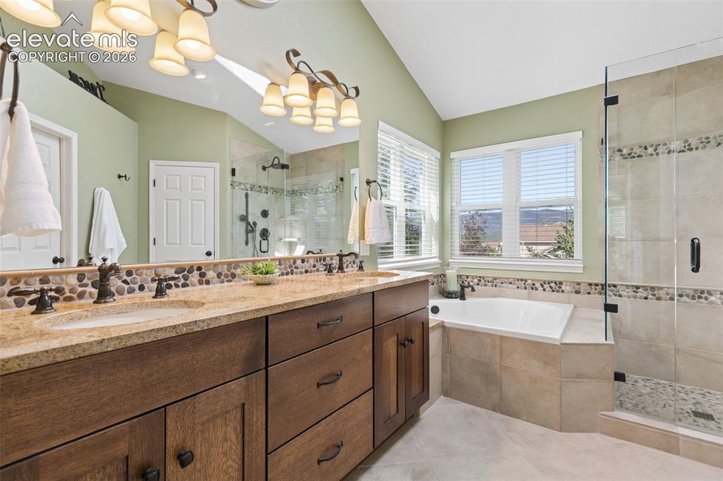 Image 26 of 49: Dual Vanity with Granite Counter Top!