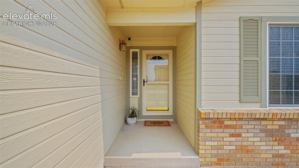 Image 4 of 42: Entry
