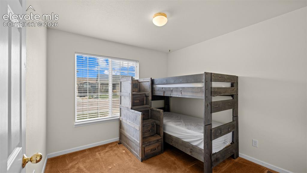 Image 5 of 42: Bedroom