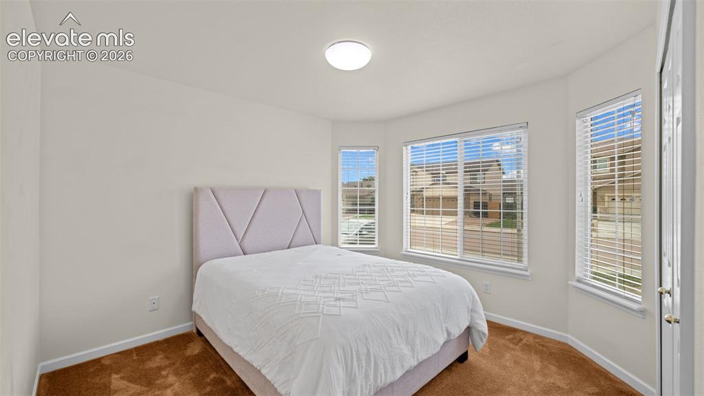 Image 6 of 42: Bedroom