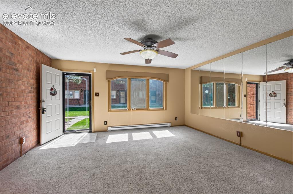 Image 2 of 27: Living Room