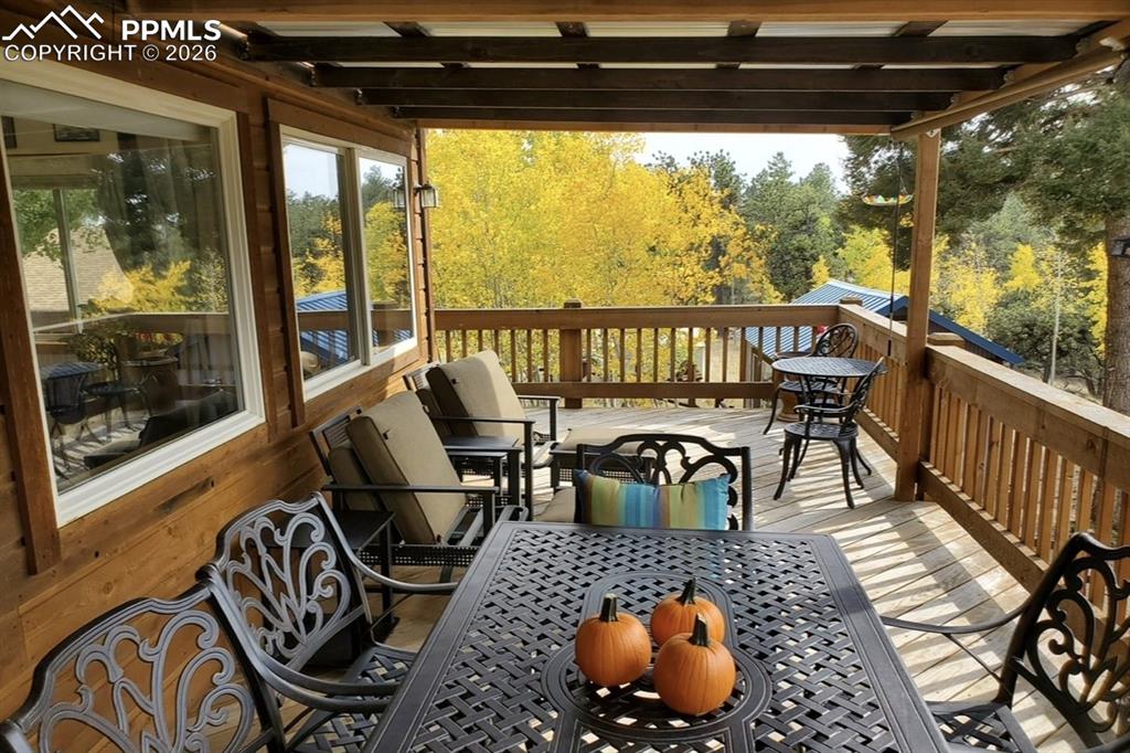 Image 24 of 35: Lower Level Laundry