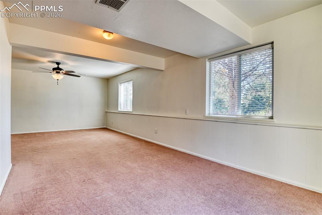 Image 39 of 49: Family Room
