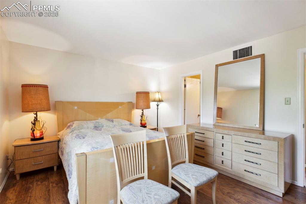 Image 11 of 20: Primary Bedroom