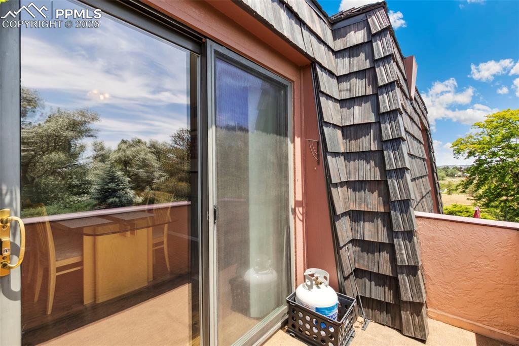 Image 18 of 20: Balcony Off the Dining Room