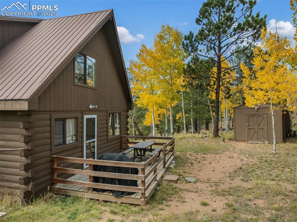 Image 32 of 50: Side of Structure