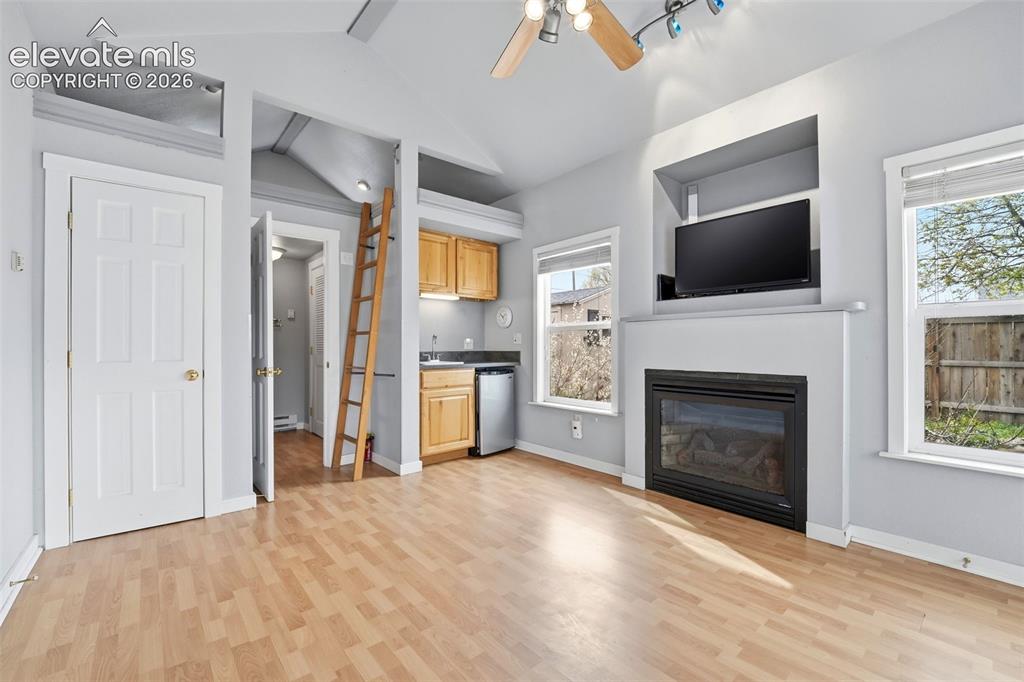 Image 8 of 30: Living Room