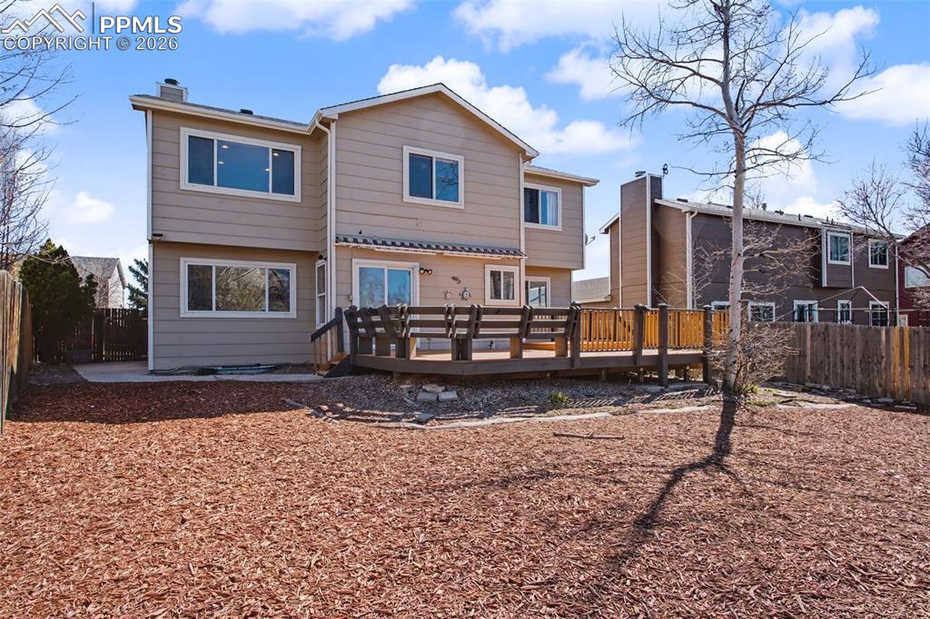 Image 37 of 37: Back of Structure