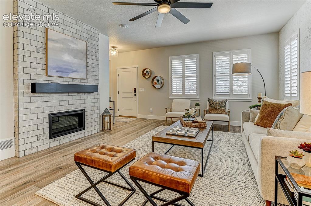 Image 10 of 47: Living Room