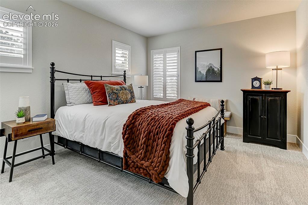 Image 41 of 47: Bedroom