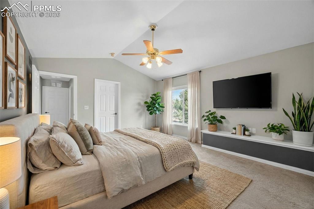 Image 23 of 48: Master Bedroom