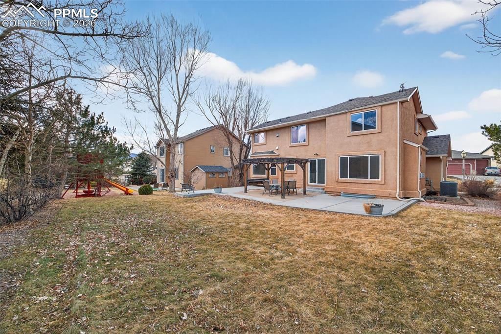 Image 42 of 48: Back of Structure