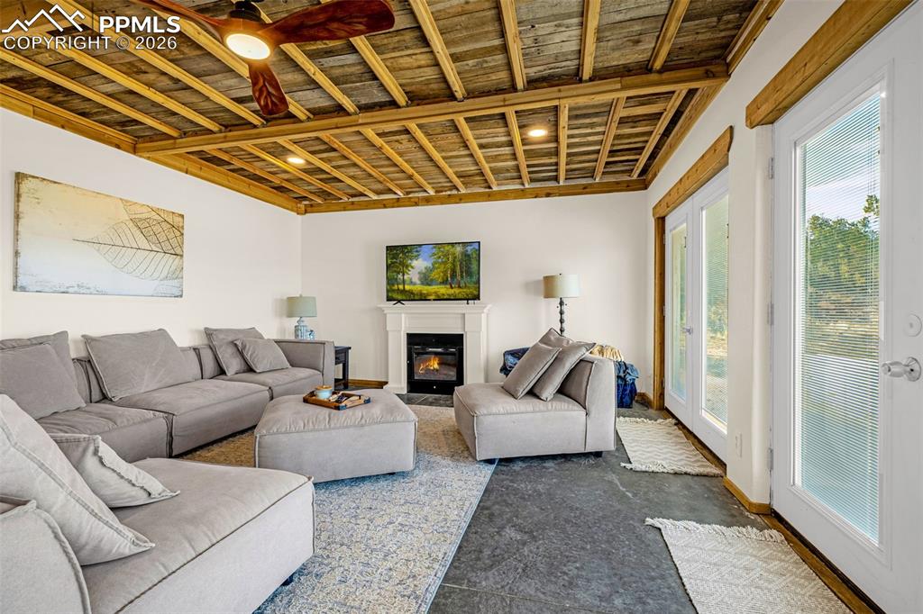 Image 7 of 42: Living Room