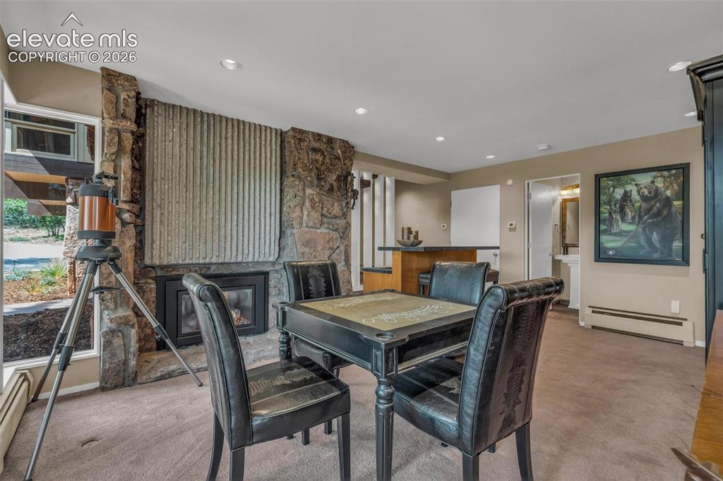 Image 41 of 50: Family Room