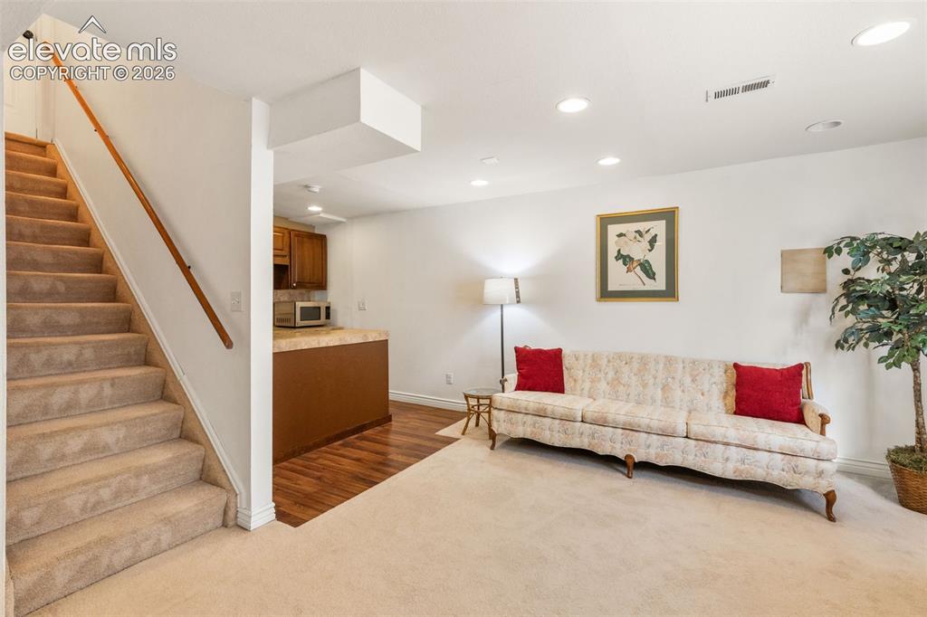 Image 29 of 47: Exceptional multi-use space for living, recreation, or studio-style bedroom