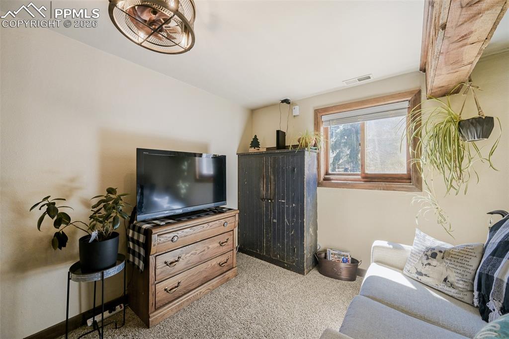 Image 15 of 28: Living Room