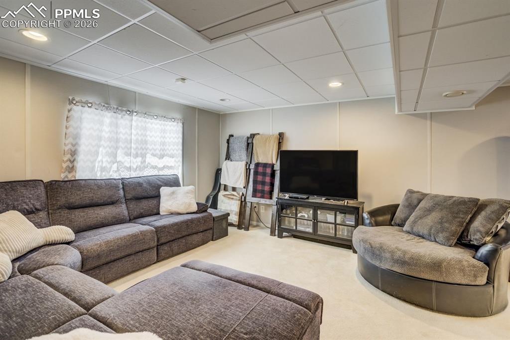 Image 37 of 47: Living Room