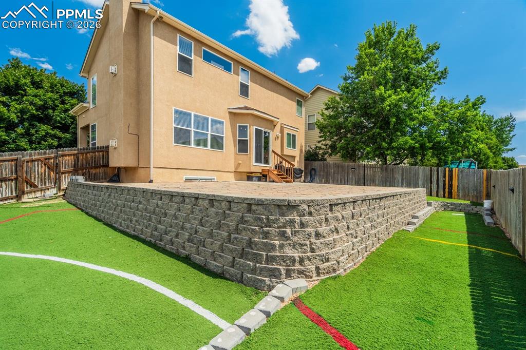 Image 47 of 47: Back of Structure