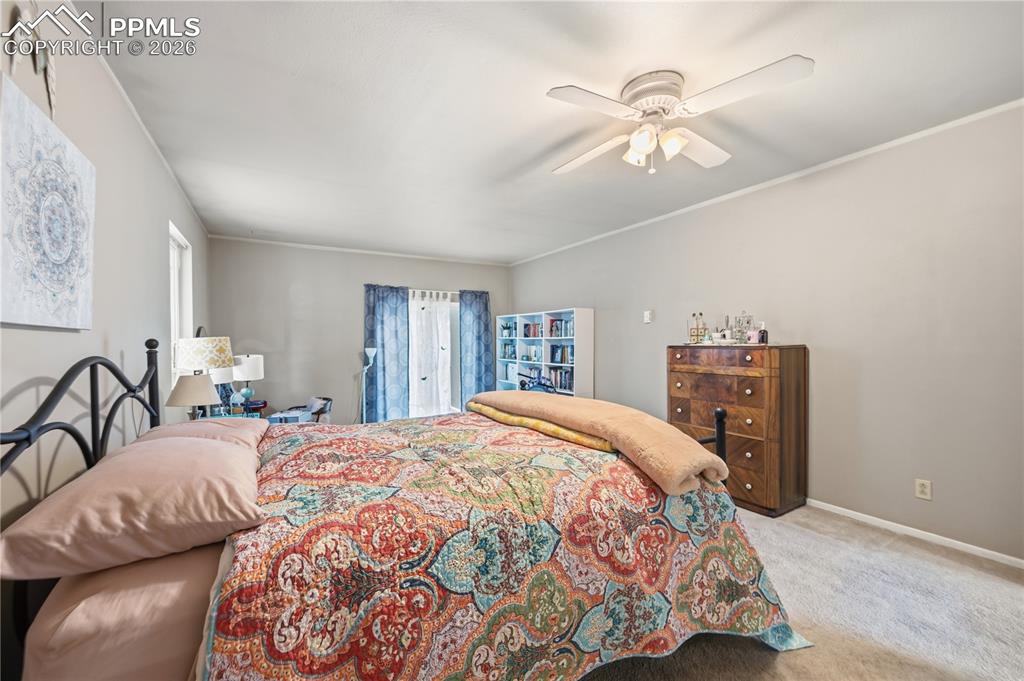 Image 16 of 38: Bedroom