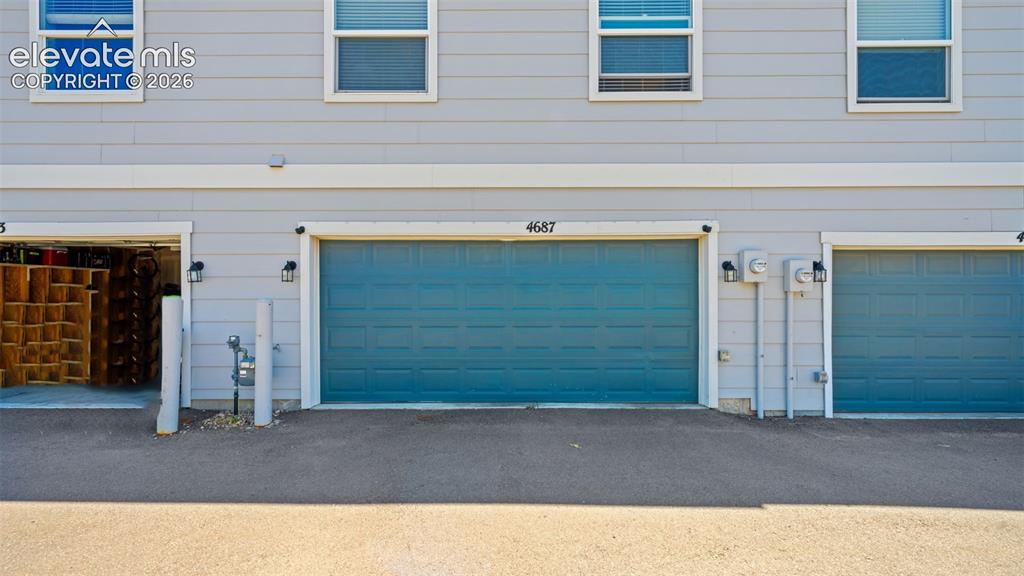 Image 17 of 18: 2 car finished garage