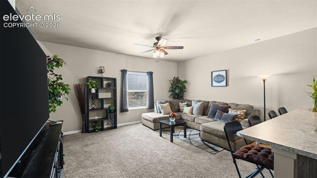 Image 3 of 18: Clean and move in ready